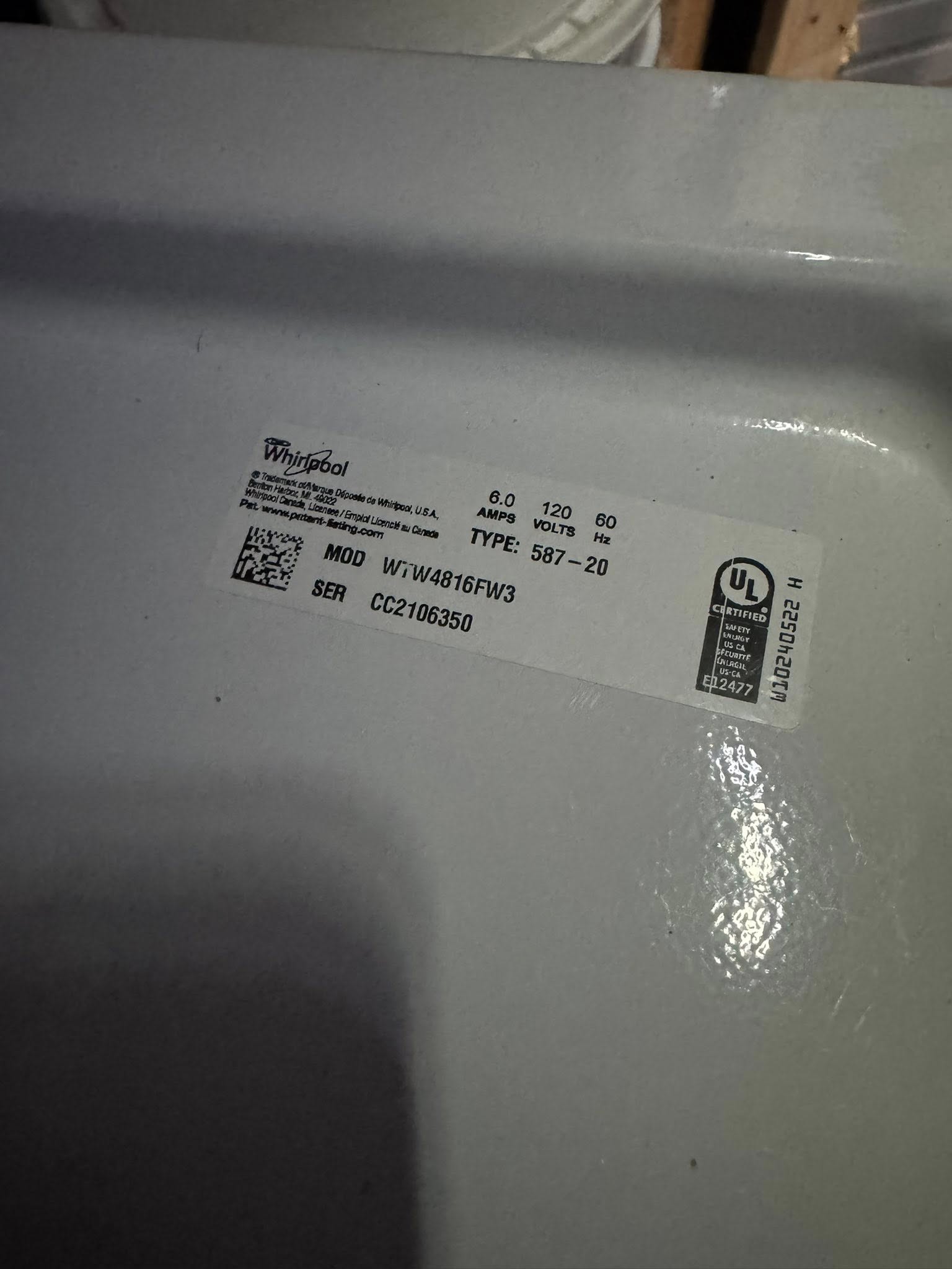 Whirlpool WTW4816FW model and serial number plate